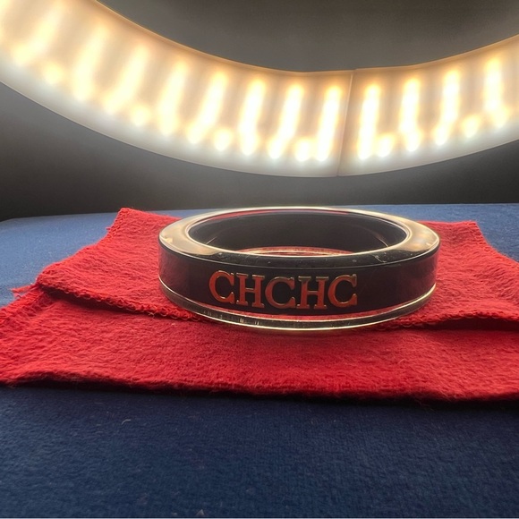 Carolina Herrera Navy Resin Bangle - Picture 9 of 11